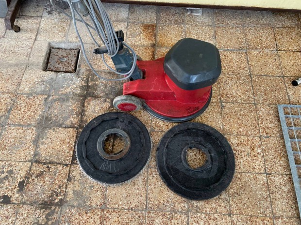 Cleanfix Egytárcsás padlósúroló, padlócsiszoló, surológép