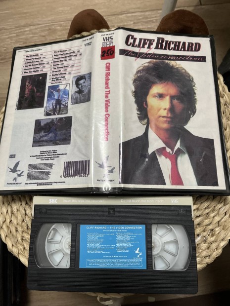 Cliff Richard vhs m