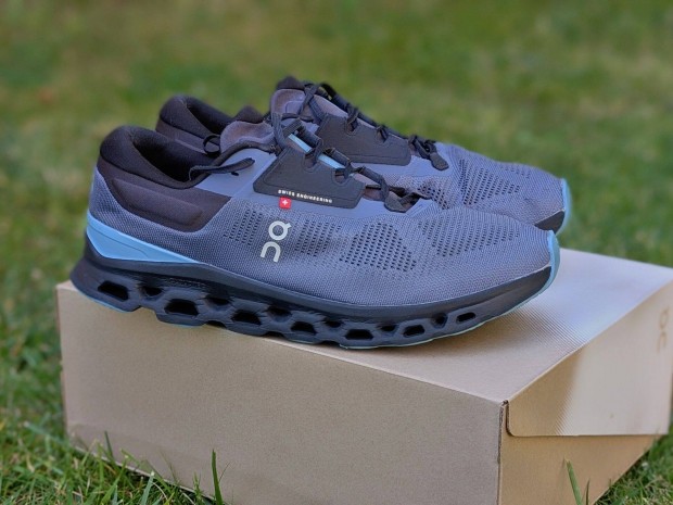 Cloudstratus 3 futócipő On Running sportcipő szép állapotban 47,5