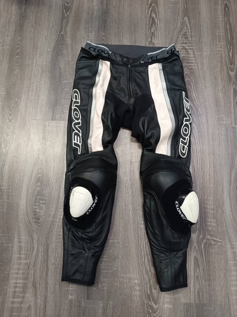 Clover b�r protektoros motoros nadr�g, S M m�ret�, t�rn�l koptat�