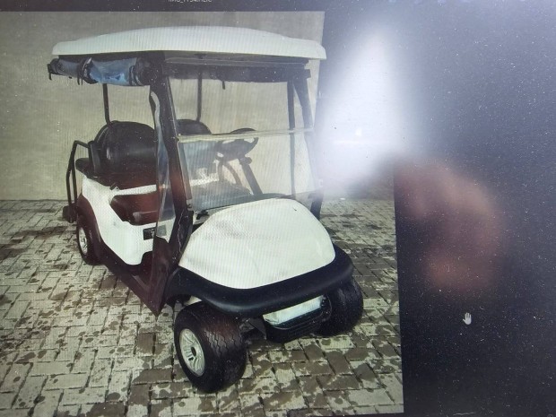 Club Car Villager 4 Szemlyes Elektromos Golfkocsi Ponyva Vilgts