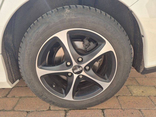 Cms alufelni + téligumi 215/55 R16