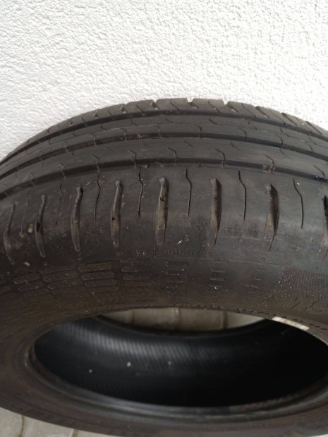 Cntinntl 15/65 R15 nyri gumi 4db