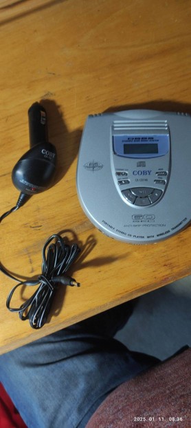 Coby CX-CD740 hordozhat CD lejtsz, FM transzmiterrel