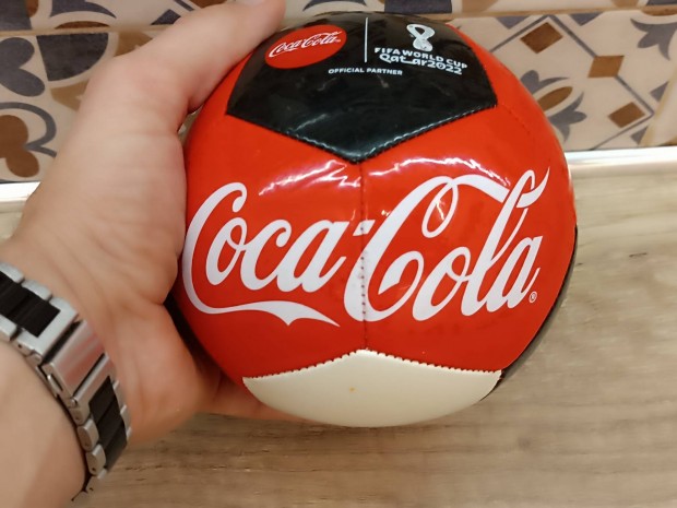 Coca-Cola labda 3500 Ft