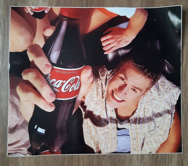 Coca-Cola matrica (34x40cm)