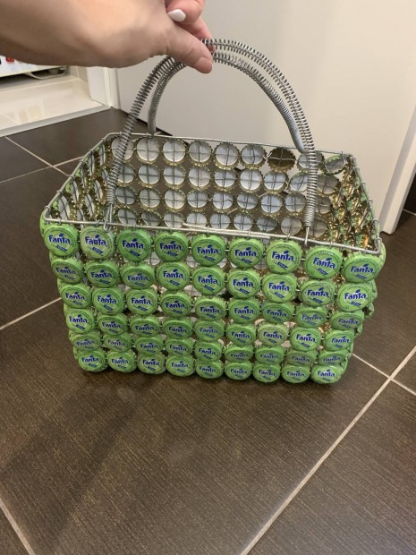 Coca cola fanta kosár