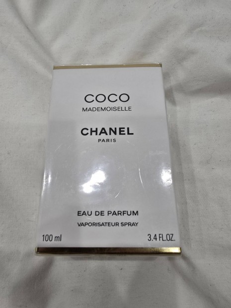 Coco mademoiselle chanel Paris eau de parfum 