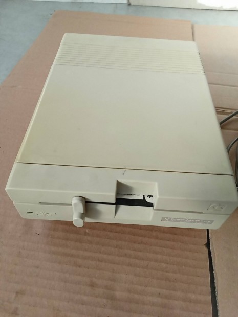 Commodore 1541 floppy meghajt 