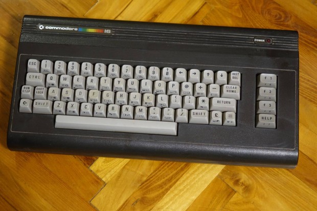 Commodore 16