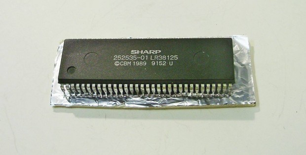 Commodore C64C 252535-01 C64C Ic