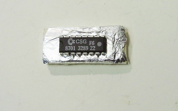 Commodore C64C 8701 Timer IC