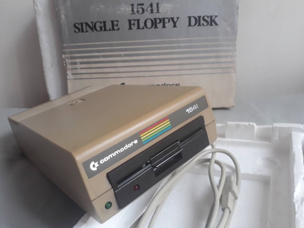 Commodore floppy meghajt, dobozos