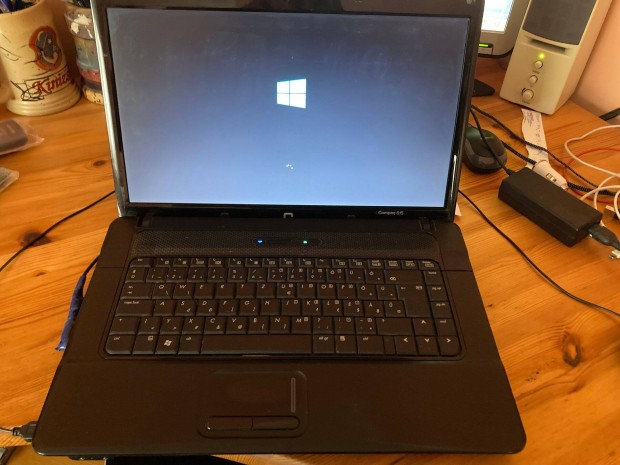 Compaq 615 laptop Win10-el 2 x 2,2Ghz/4GB/300GB elad