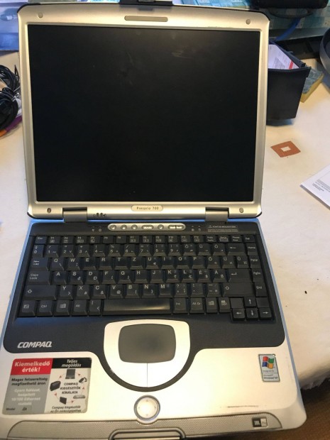 Compaq presario 700 (IBM laptop alkatrsznek)