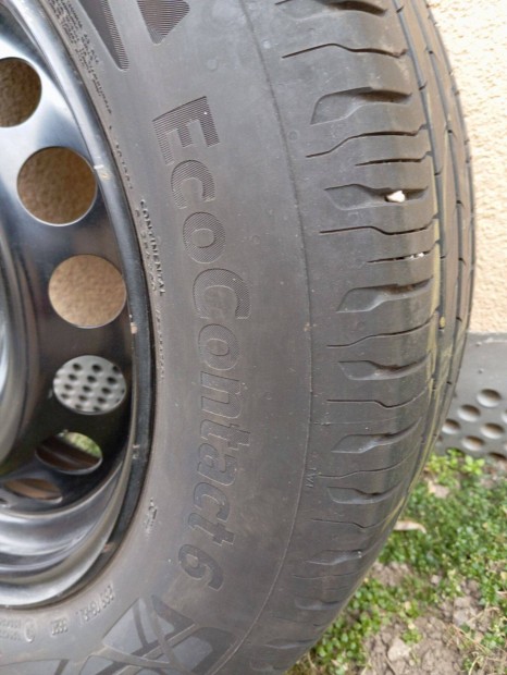 Continental 185/65 R15 nyri gumi gyri felnire szerelve elad