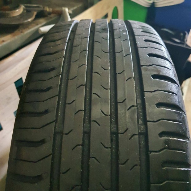 Continental 205/55 R16 nyári gumi (2022. évi)