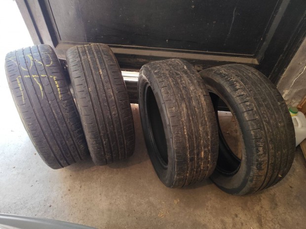 Continental 205/55 R16 ny�rigumi szett elad�