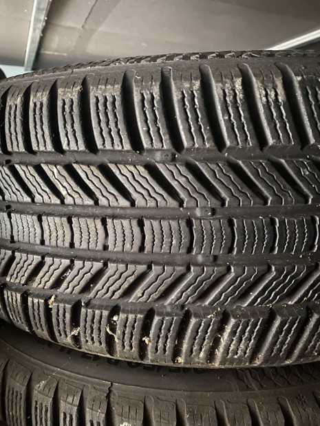 Continental 215/50 r17 t�li gumi �jszer� 215/50r17