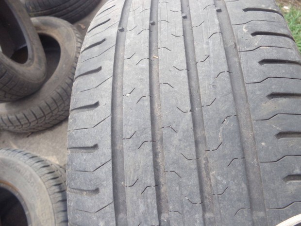 Continental 215_55 R17V gumi abroncs