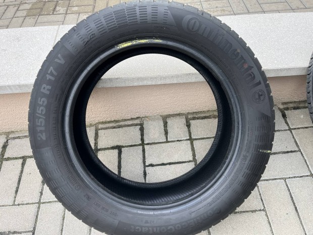 Continental 215/55 R17 ny�ri gumi