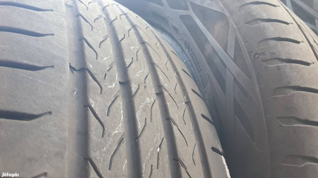 Continental 215/60 R17 96H gumi