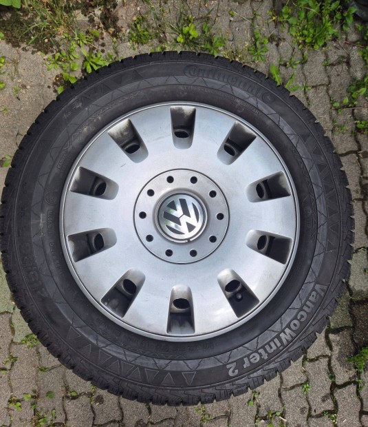 Continental 215/65 16 Collos téli gumi felnivel és dísztárcsával