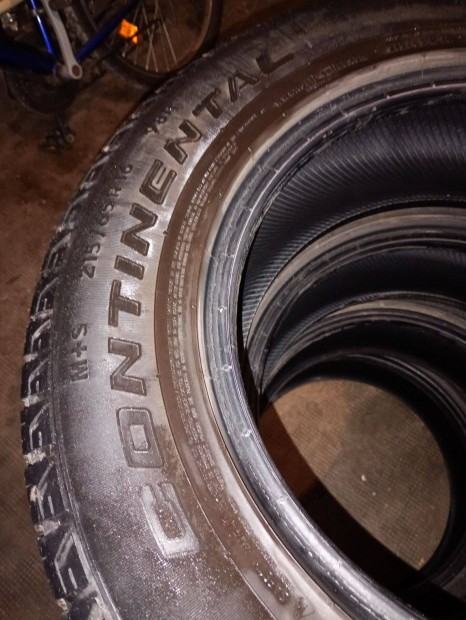 Continental 215/65 R16