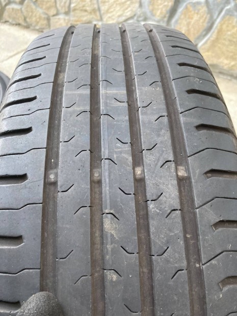 Continental 215/65 R17
