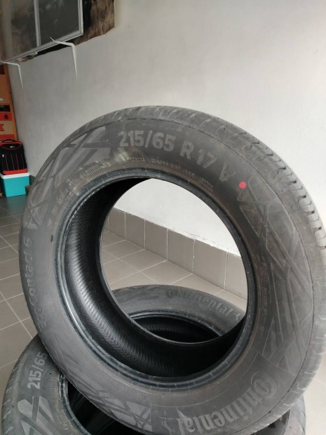 Continental 215/65 R17 ny�ri gumiabroncs