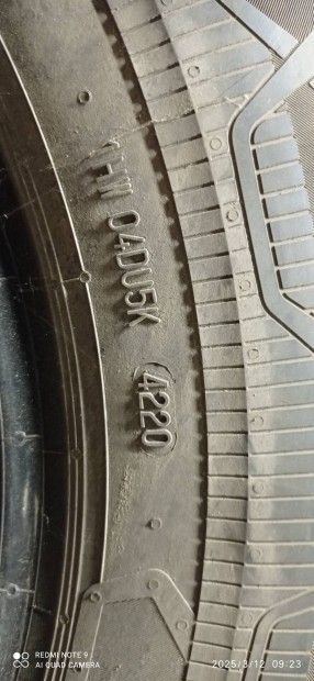 Continental 215/75R16c