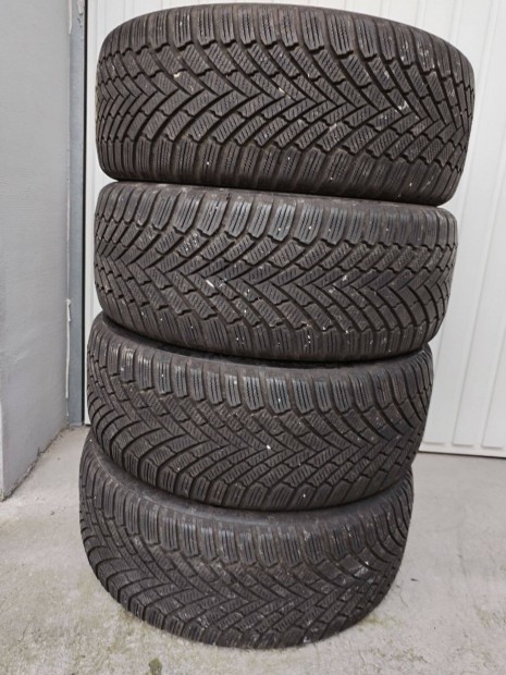 Continental 225/45 R 17 tli gumi garnitura hasznlt