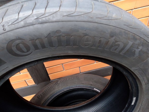 Continental 225/60/18 nyári gumi