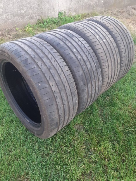 Continental 235/45 r17 nyárigumi