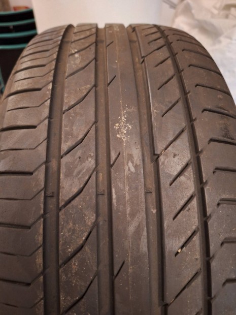 Continental 235/50 r17 nyári gumi