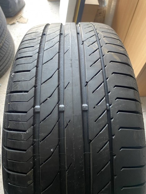 Continental 235/50 r17 nyári gumi garnitúra 235/50r17