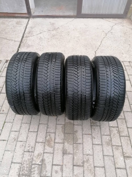 Continental 235/55 R17 4db tli gumi. 
