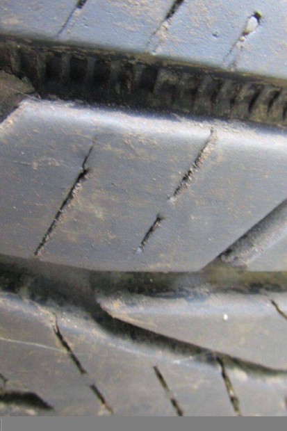 Continental 235/65 R17 Conti Cross Contact LX2 108 H XL gumi