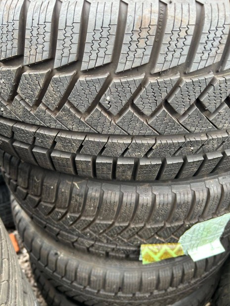 Continental 4db 80%-os Tli 215/55 R18 XL gumikpeny