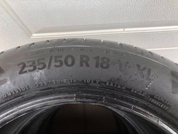 Continentl 6kmt futott 235/50 R18 V XL Nyri gumi 4-db