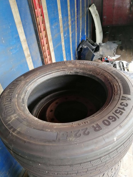 Continental Conti Ecoplus HS3+ 315/60 R22.5 újszerű kormányzott gumi
