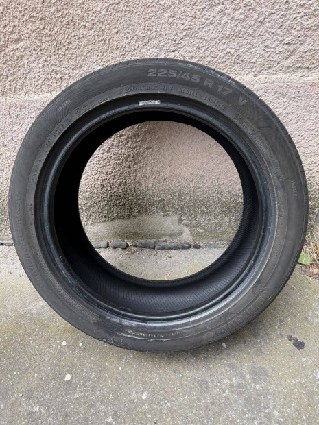 Continental Contisportcontact 5 225/45 R17 91Y nyári gumi
