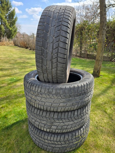 Continental Contiwintercontact 205/55 R16 t�li gumi 205/55/r16