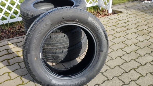 Continental Eco Contact 6 215/65 R17 gumik elad�ak