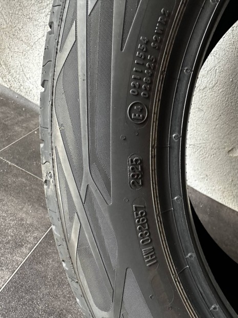 Continental Ecocontact 6 - 215/55 R17