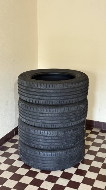 Continental Gumi Eladó