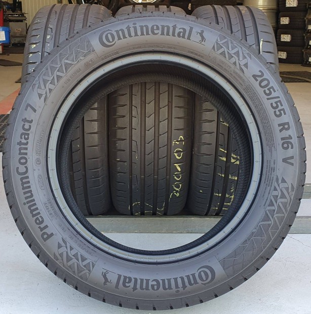 Continental Premiumcontact 205/55 R16 újszerű nyári gumi 4db 2024