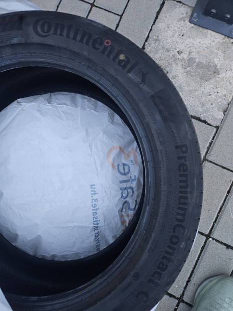 Continental Premiumcontact 235/50 r 19 V Ev ready gumik eladk! 