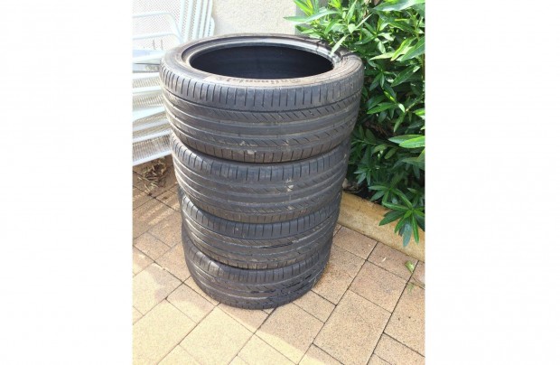 Continental Premiumcontact 245/45 R19 Y XL nyári gumi 6 mm