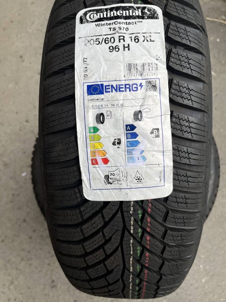 Continental TS870 205/60r16 4db új téli gumi eladó